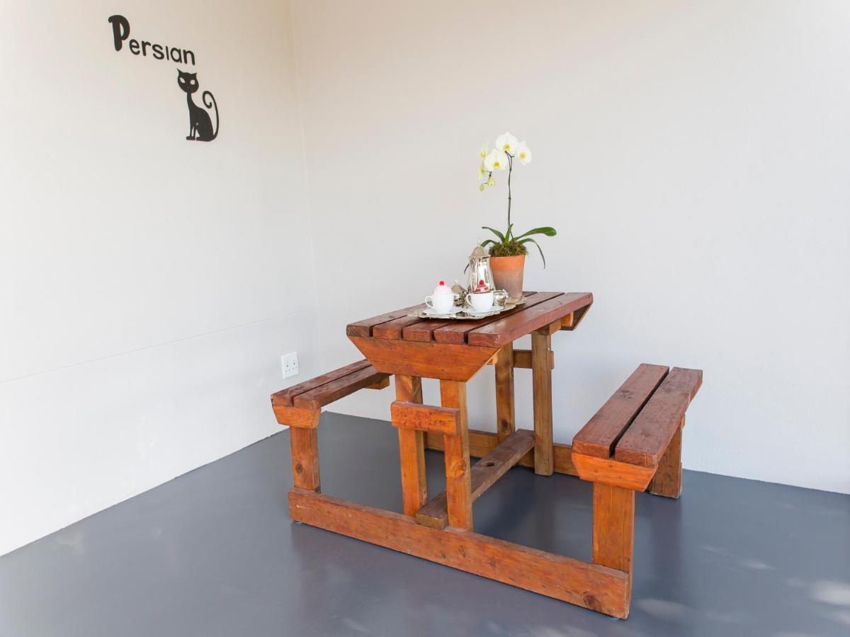 401 Rozendal Cottages Stellenbosch Bagian luar foto